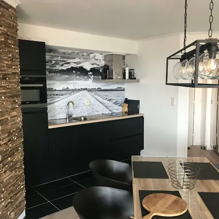 Residentie Hydro Palace, Zeedijk 250! * Ostende