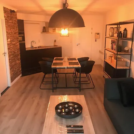 Residentie Hydro Palace, Zeedijk 250! * Oostende